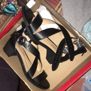American Eagle (Payless) NWT Classy Wrap Sandals